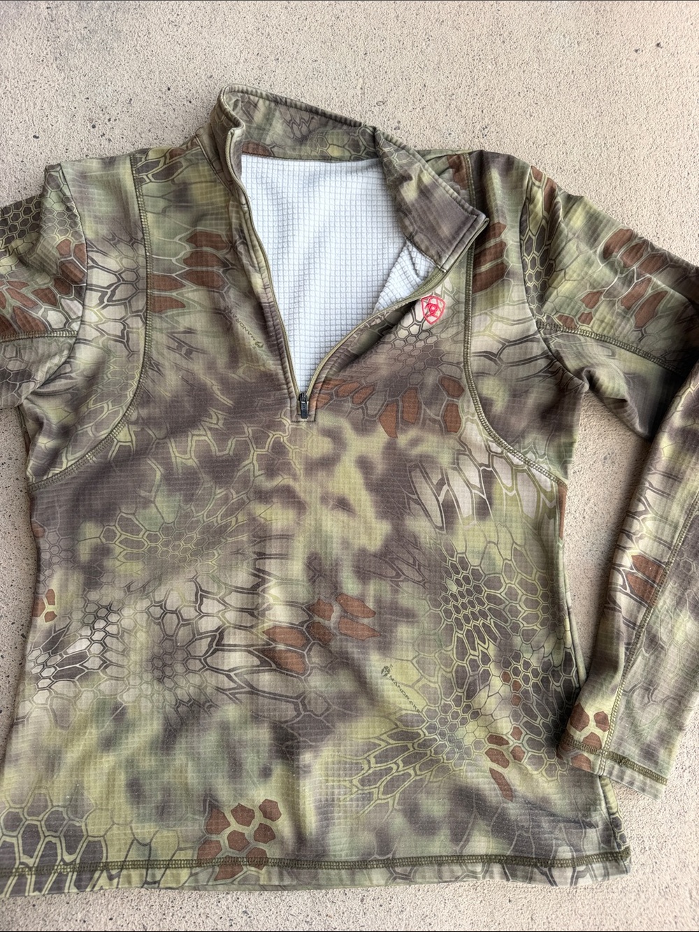 Women’s Airiat Camouflage Quarter-Zip Pullover Hoodie